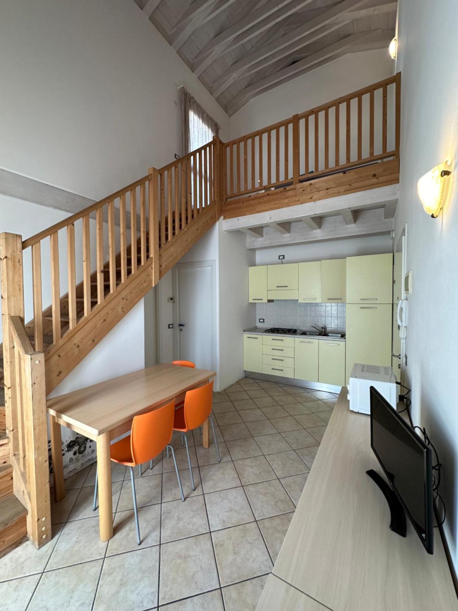 Residence Stefania Attici Su 2 Livelli - Agenzia Cocal Caorle Eksteriør billede