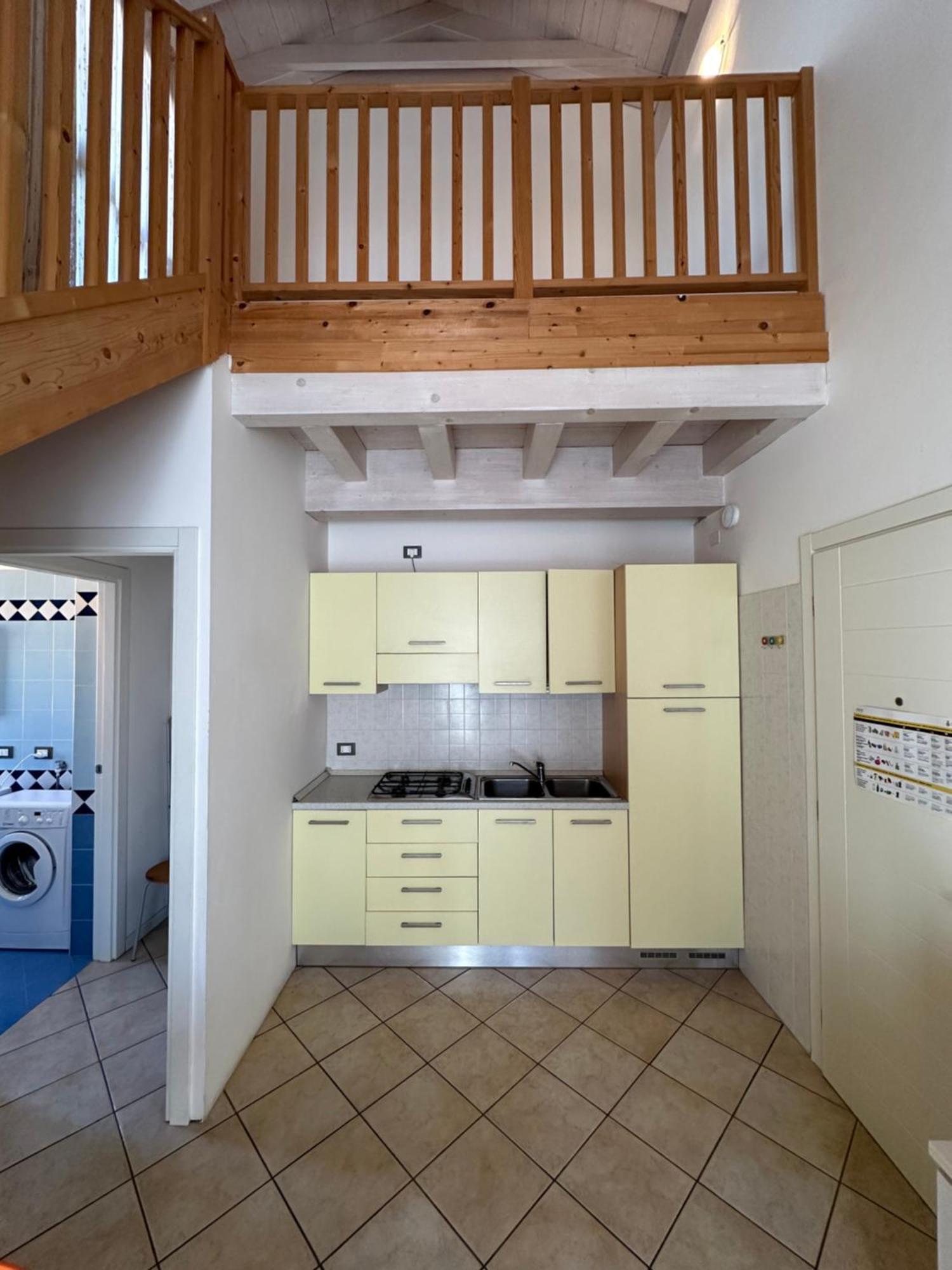 Residence Stefania Attici Su 2 Livelli - Agenzia Cocal Caorle Eksteriør billede